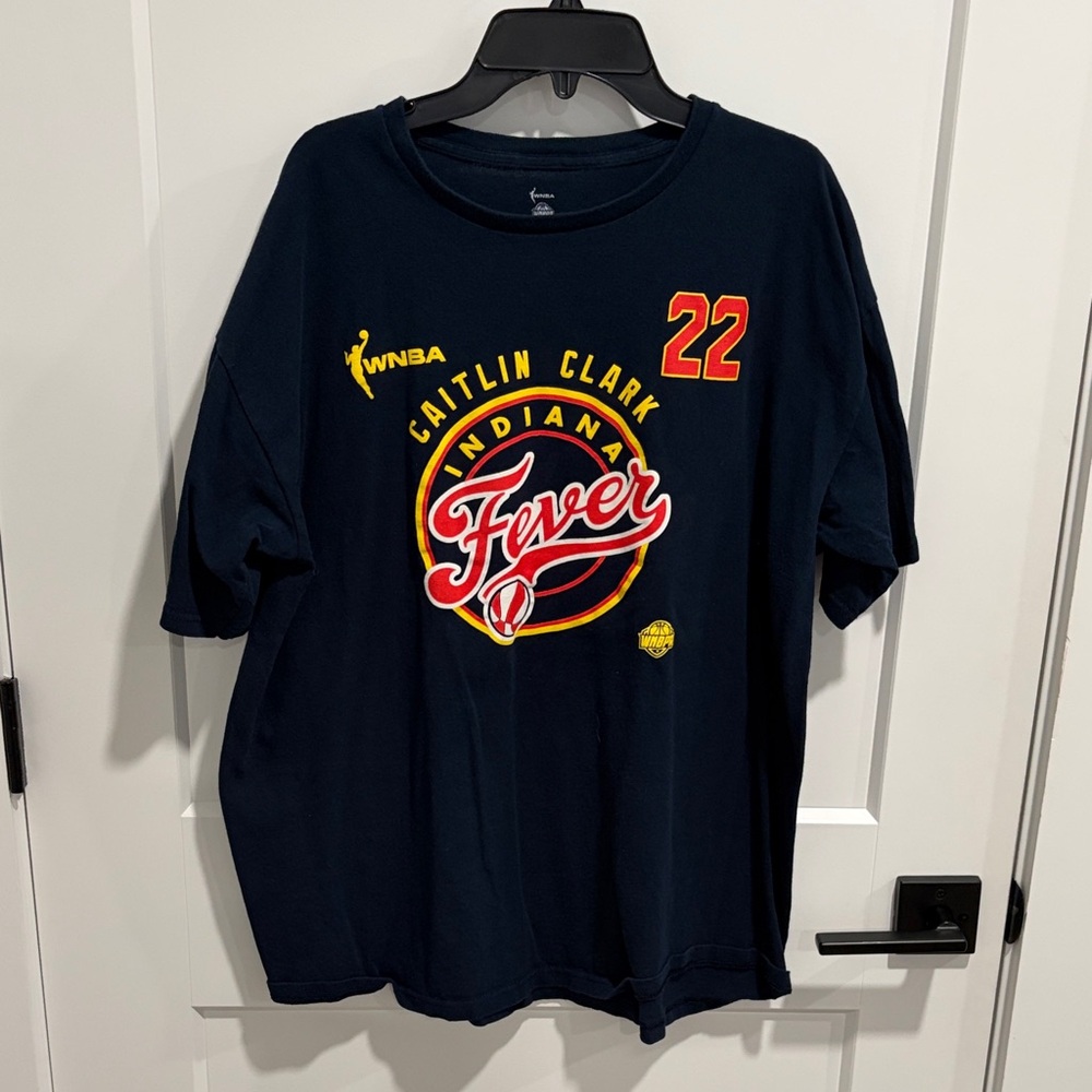 NBA Indiana Fever Navy T-Shirt - Caitlin Clark women’s XL